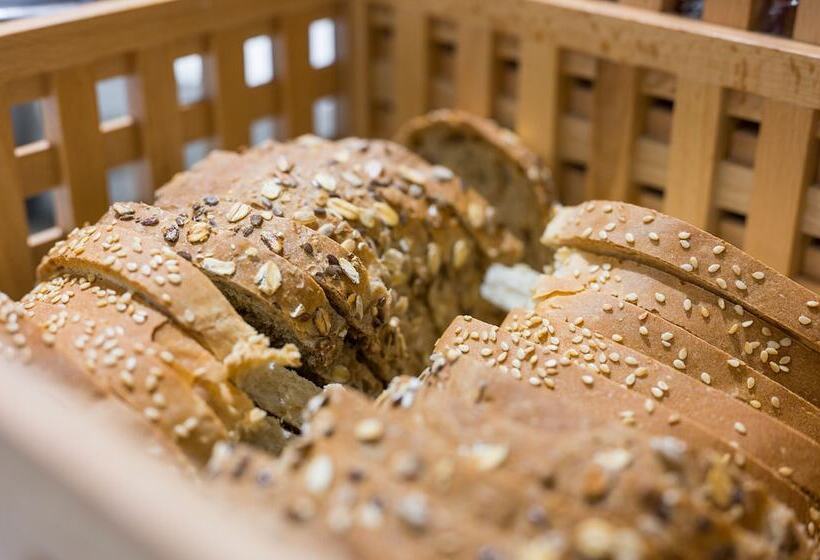 Sea View Hotel & Apartments