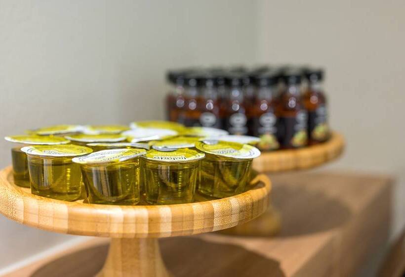 Sea View Hotel & Apartments