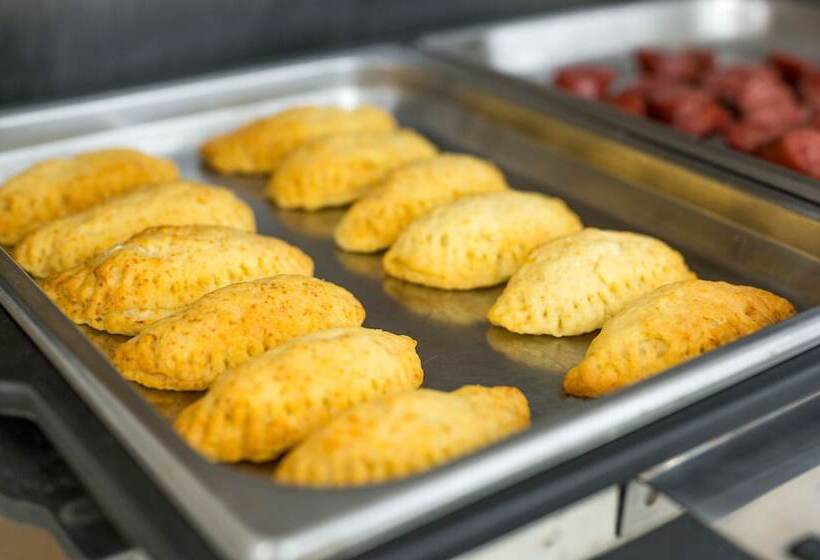 Sea View Hotel & Apartments