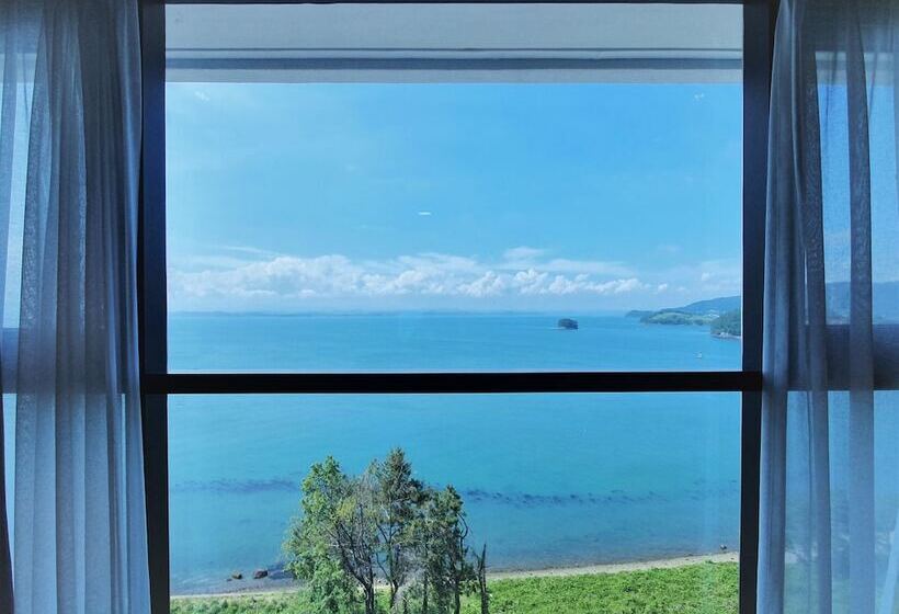 فندق Urban Island