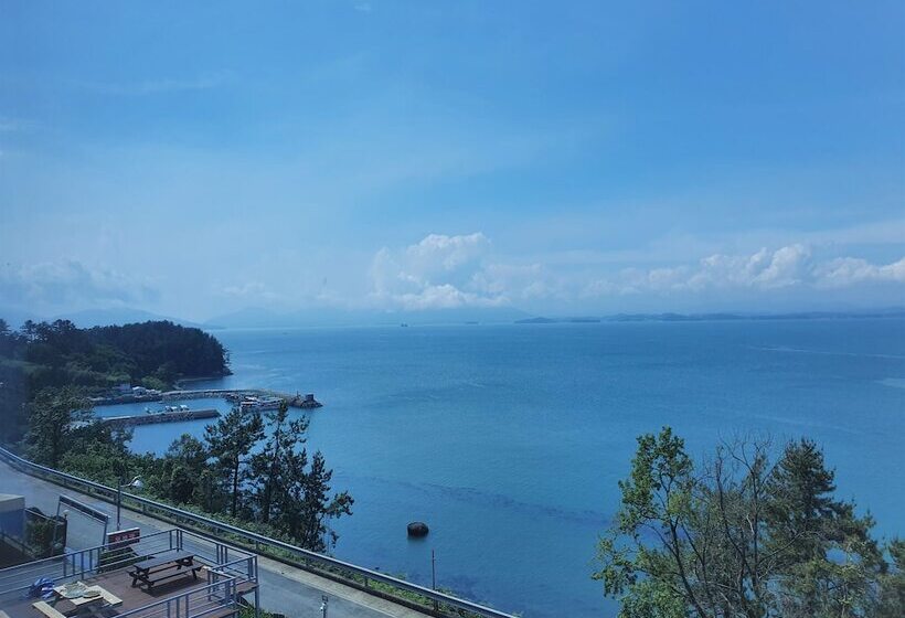 فندق Urban Island