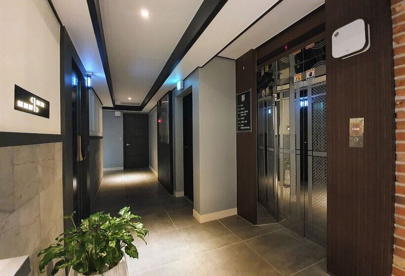 فندق Urban Island