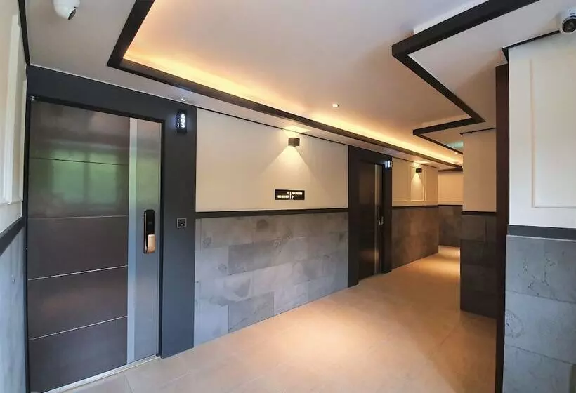 Hotelli Urban Island
