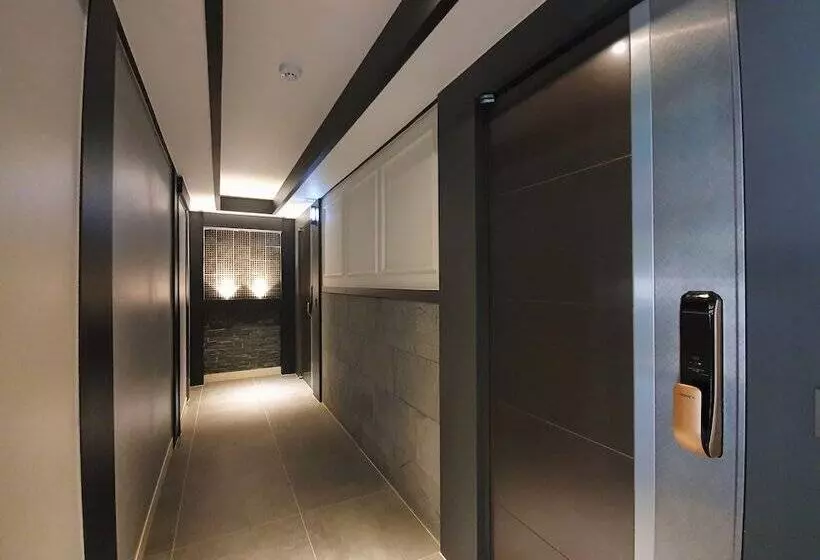 Hotelli Urban Island