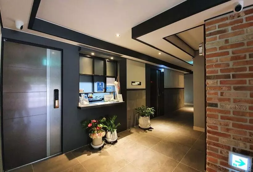 Hotelli Urban Island