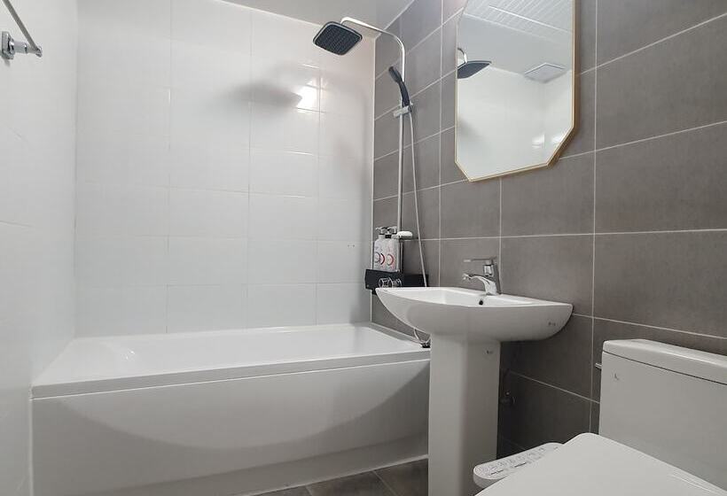 فندق Urban Island