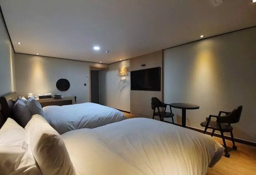 Hotelli Urban Island