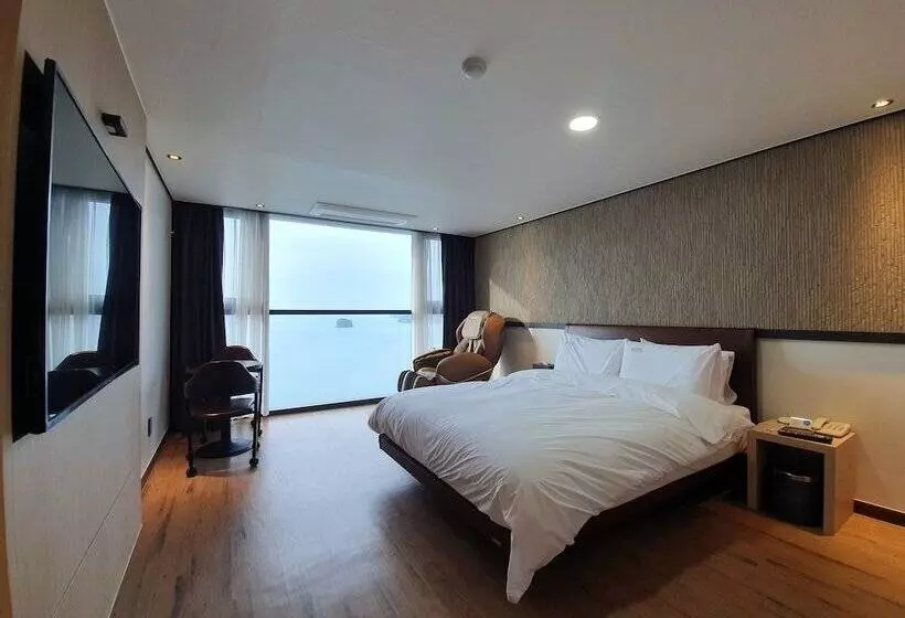Hotelli Urban Island