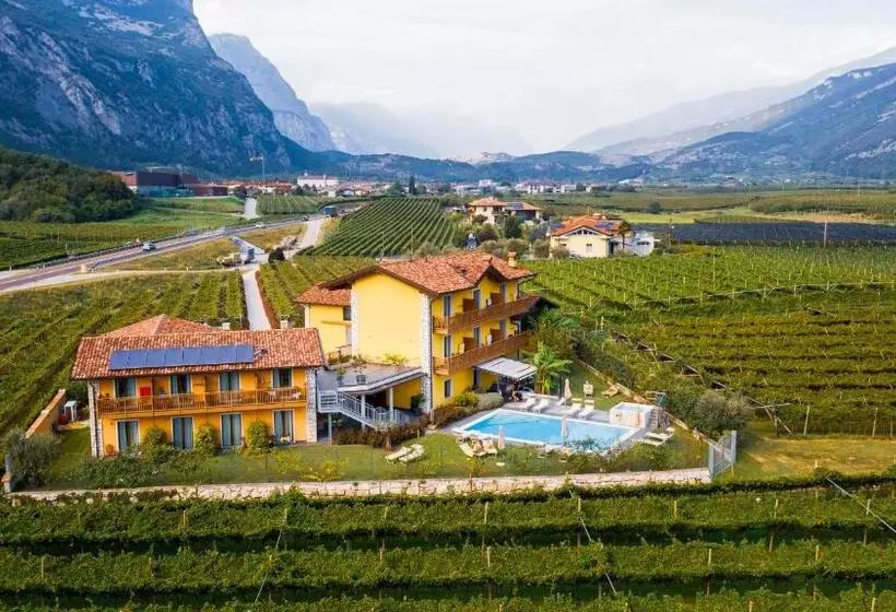 Aamiaismajoitus (B&B) Maso Agritur Santa Lucia