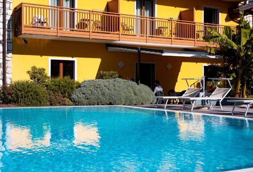 Bed and Breakfast Maso Agritur Santa Lucia