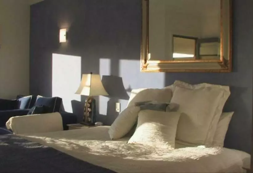 Aamiaismajoitus (B&B) Wombadah Luxury Accommodation