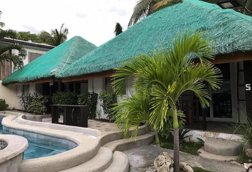 Blue Lagoon Dive Resort