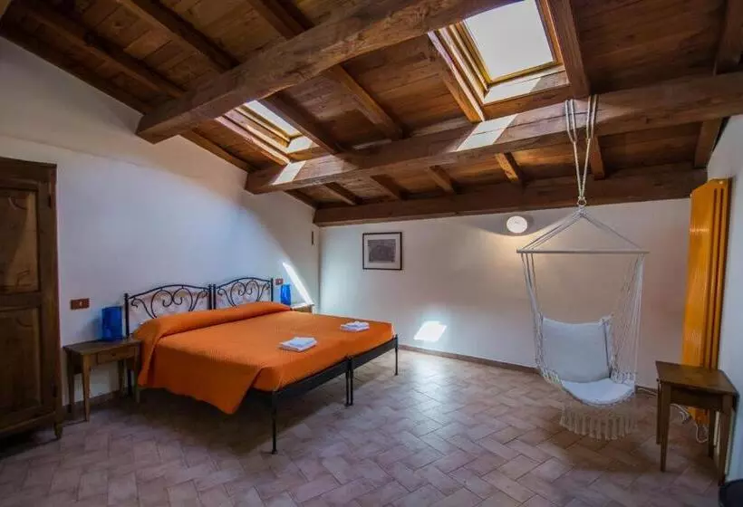 Hotelli Agriturismo Casa Turchetti