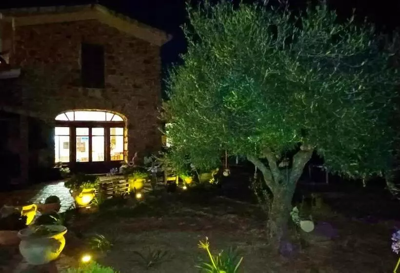 هتل Agriturismo Gragonti