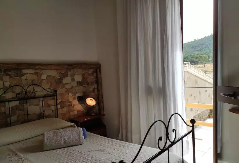 هتل Agriturismo Gragonti