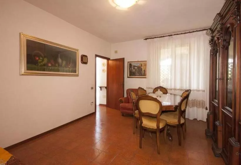 ホテル Agriturismo La Gazzella