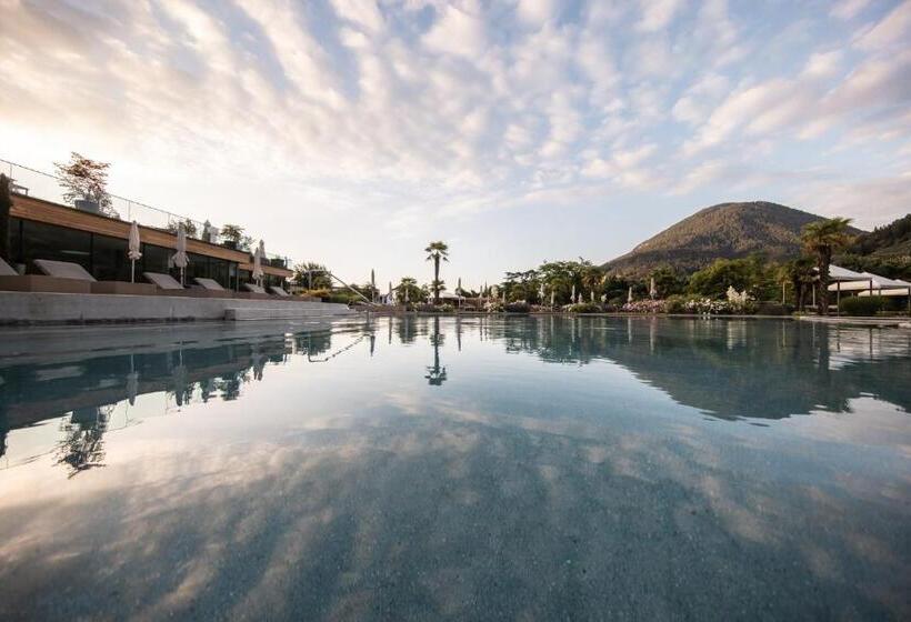 Отель Alpiana   Green Luxury Dolce Vita