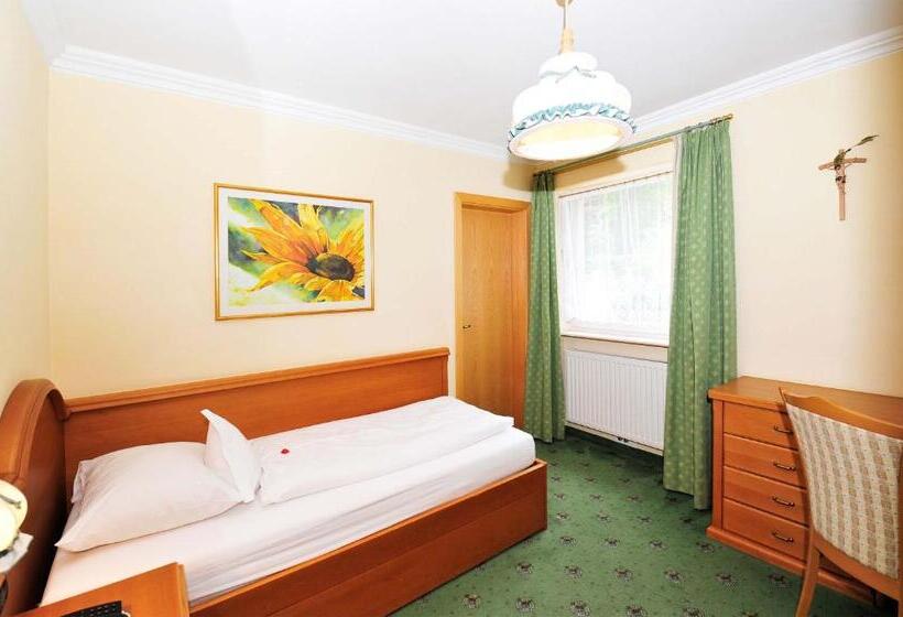 בית מלון כפרי König Laurin