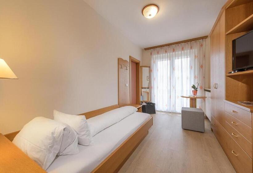 בית מלון כפרי Wilma