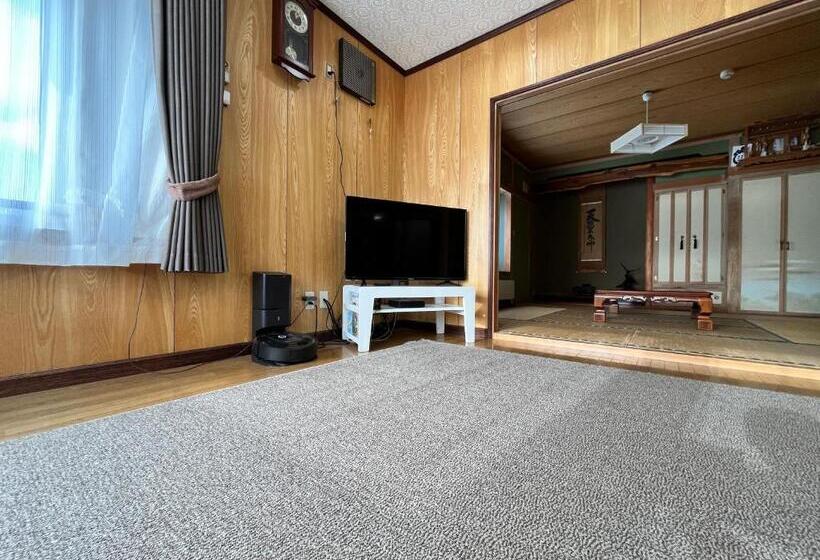 بنسيون Blueberryhouse音威子府村