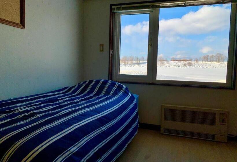 بنسيون Blueberryhouse音威子府村