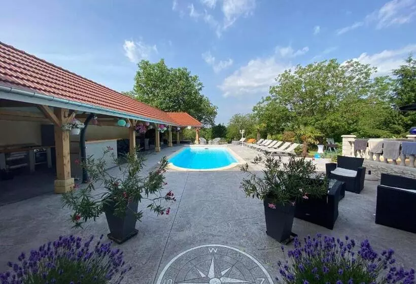 Aamiaismajoitus (B&B) Bienvenue A La Campagne