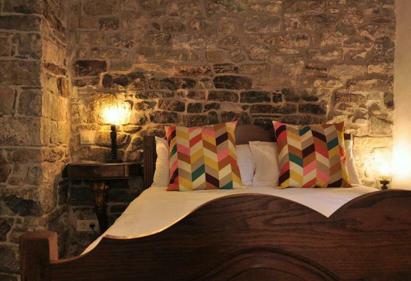 Bed and Breakfast Dos Arcos Usana