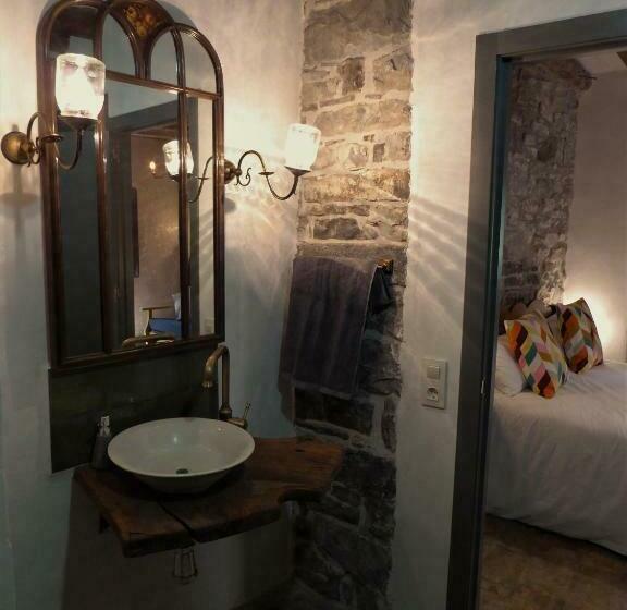 Bed and Breakfast Dos Arcos Usana