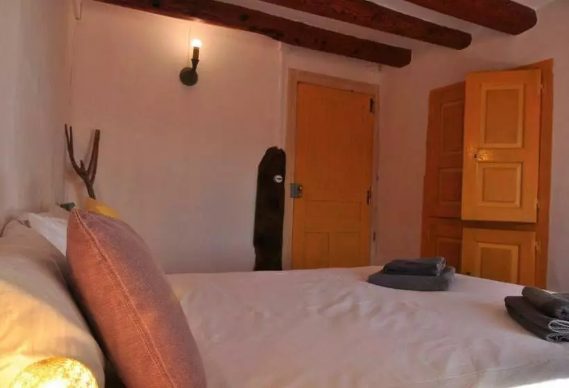 Aamiaismajoitus (B&B) Dos Arcos Usana