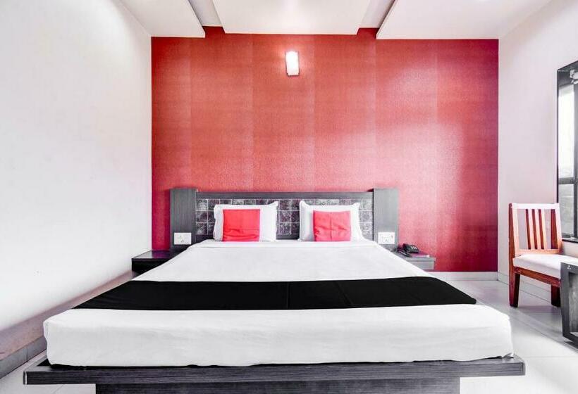 Szálloda Capital O 81519  Vrundawan Garden