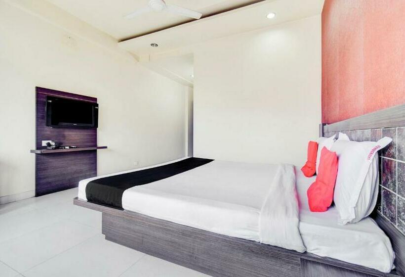 Szálloda Capital O 81519  Vrundawan Garden