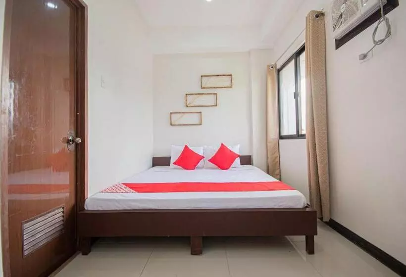 Hotelli Cornerstone Manor Inn