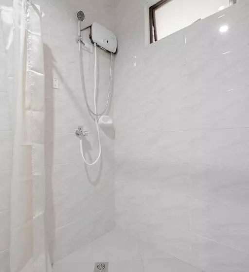 Hotelli Cornerstone Manor Inn