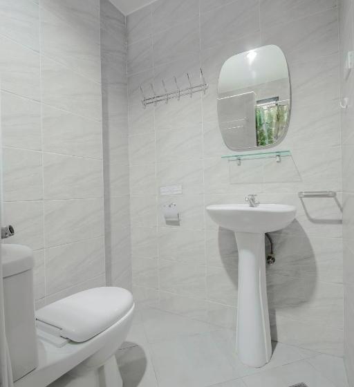 בית מלון כפרי Cornerstone Manor Inn