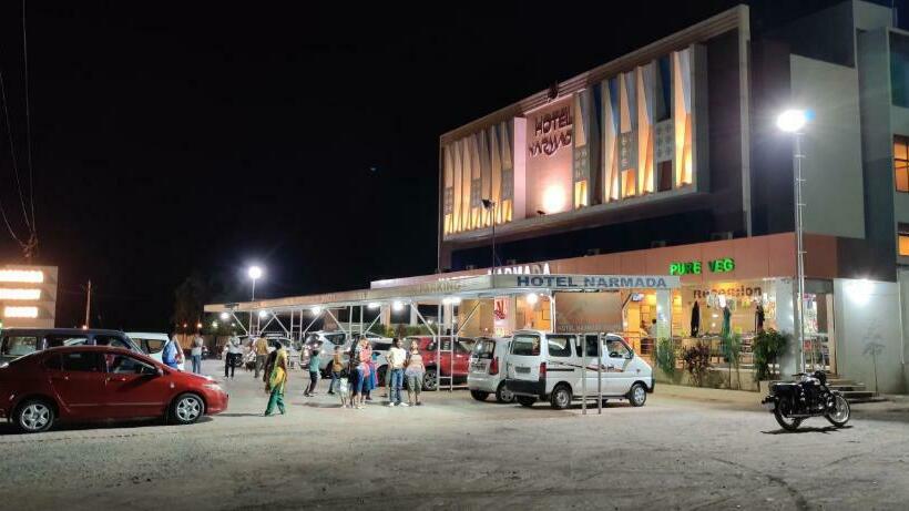 Hotel Narmada And Guest House
