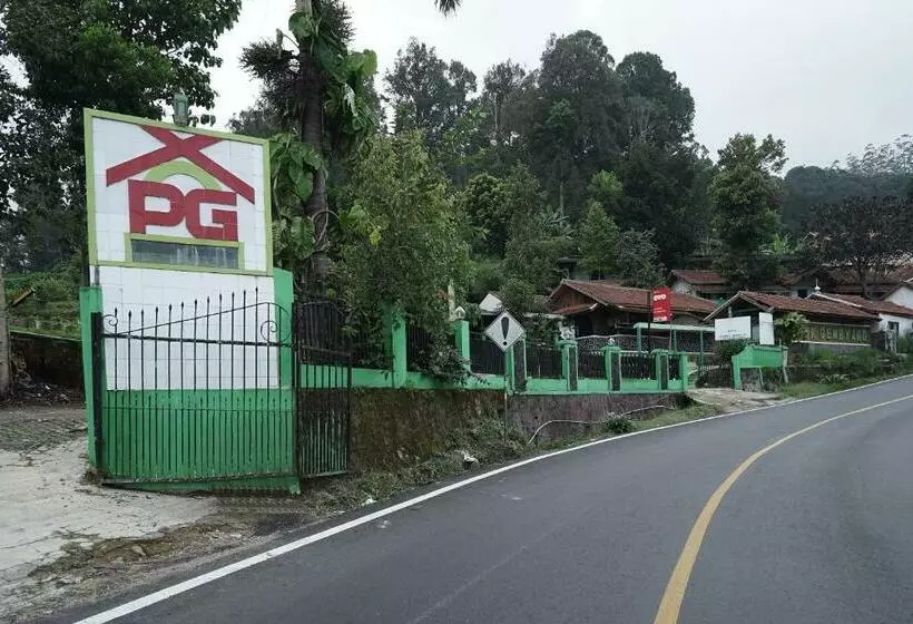 هتل Oyo 2157 Pondok Gembyang Air Panas Alam