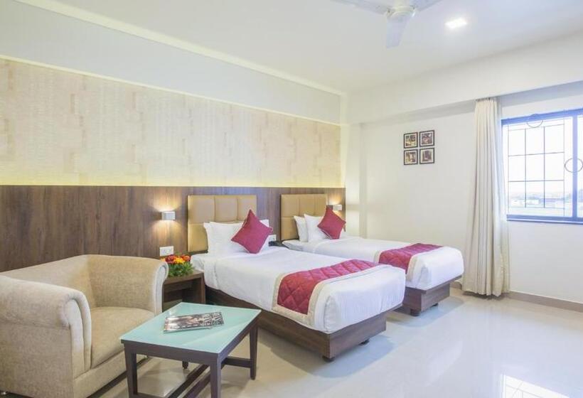 호텔 Sai International