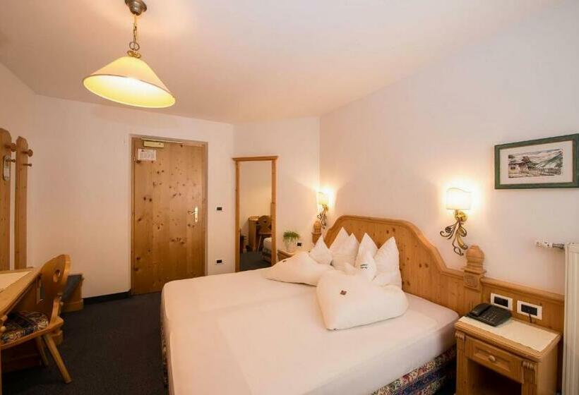 בית מלון כפרי Santes