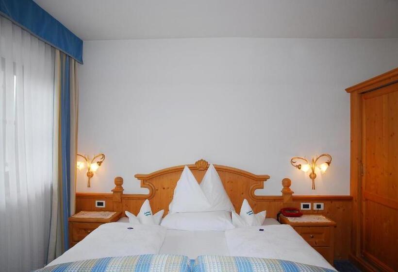 בית מלון כפרי Santes