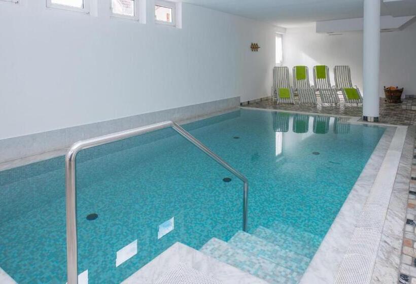 בית מלון כפרי Santes