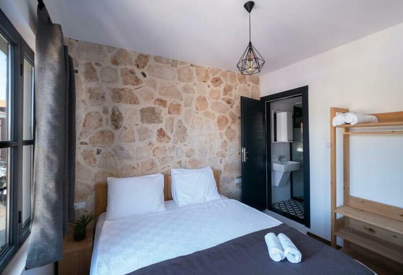 هتل Solo Boutique