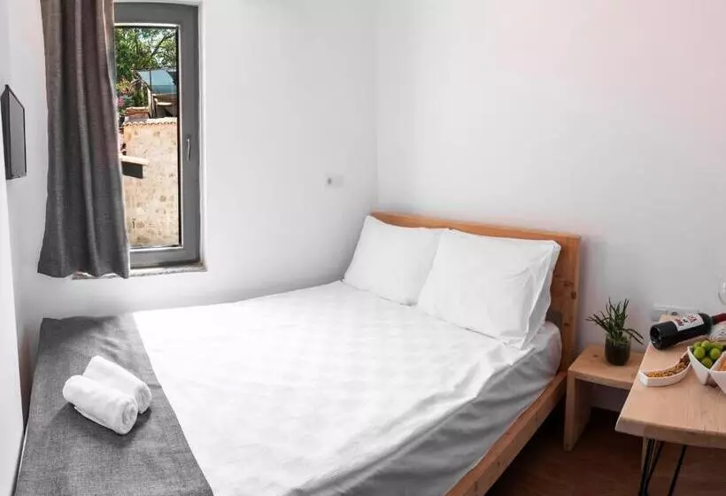 ホテル Solo Boutique