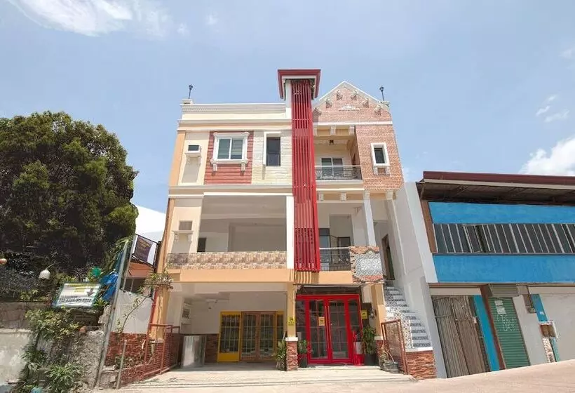 Hotelli Vaccinated Staff  Oyo 685 K Fortune Apartelle