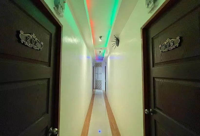 Hotelli Vaccinated Staff  Oyo 685 K Fortune Apartelle