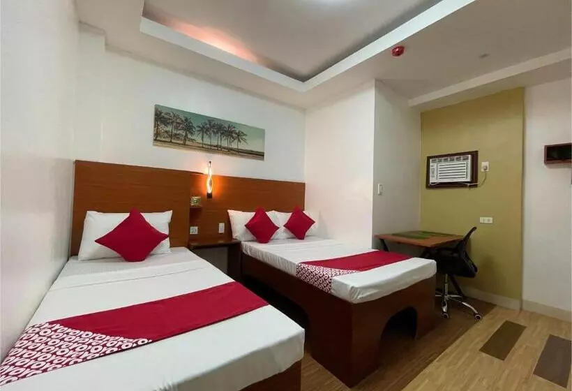 Hotelli Vaccinated Staff  Oyo 685 K Fortune Apartelle