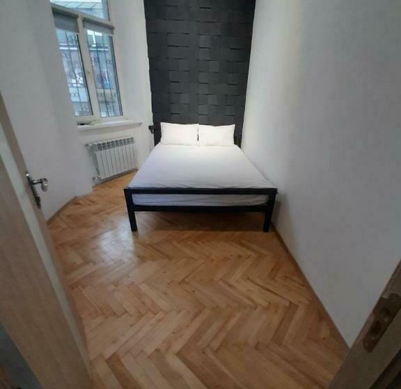 فندق صغير 21/9 Baker Street