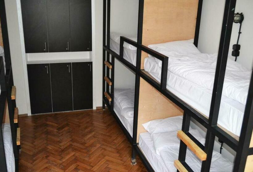 فندق صغير 21/9 Baker Street