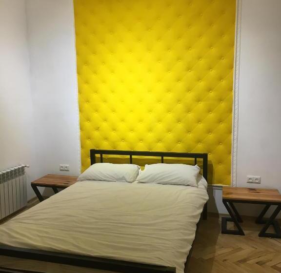 فندق صغير 21/9 Baker Street