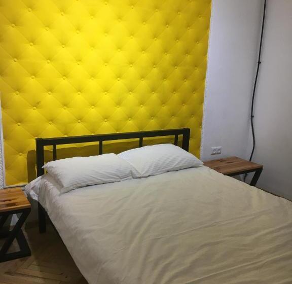 فندق صغير 21/9 Baker Street