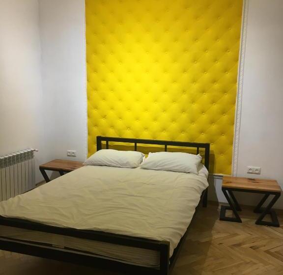 فندق صغير 21/9 Baker Street